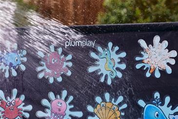 Plum Vandland ''SPLASH STATION'' 190 x 240 x 142 cm-19